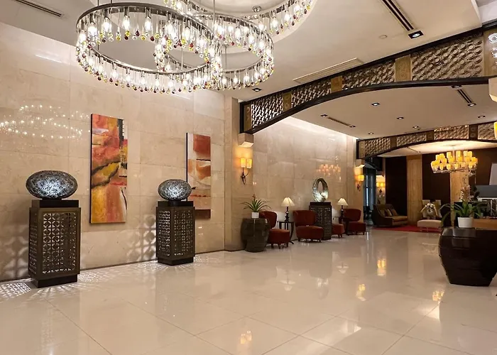 Apartment Modern Luxe 3 Bedroom Bgc *