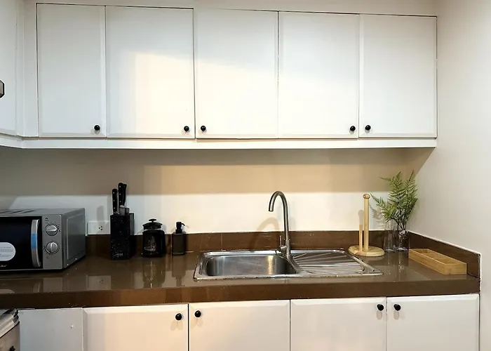 Modern Luxe 3 Bedroom Bgc *