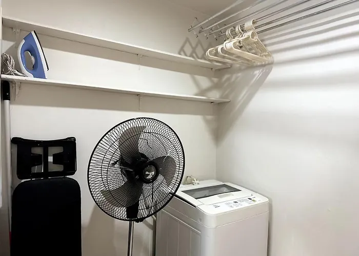 Apartment Modern Luxe 3 Bedroom Bgc