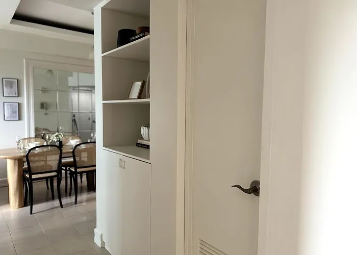 Apartment Modern Luxe 3 Bedroom Bgc *